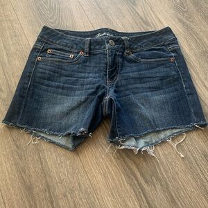 American Eagle Shorts Like-New Size 6